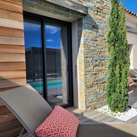 Villa Home Holiday A Cala Rossa Lecci Eksteriør billede