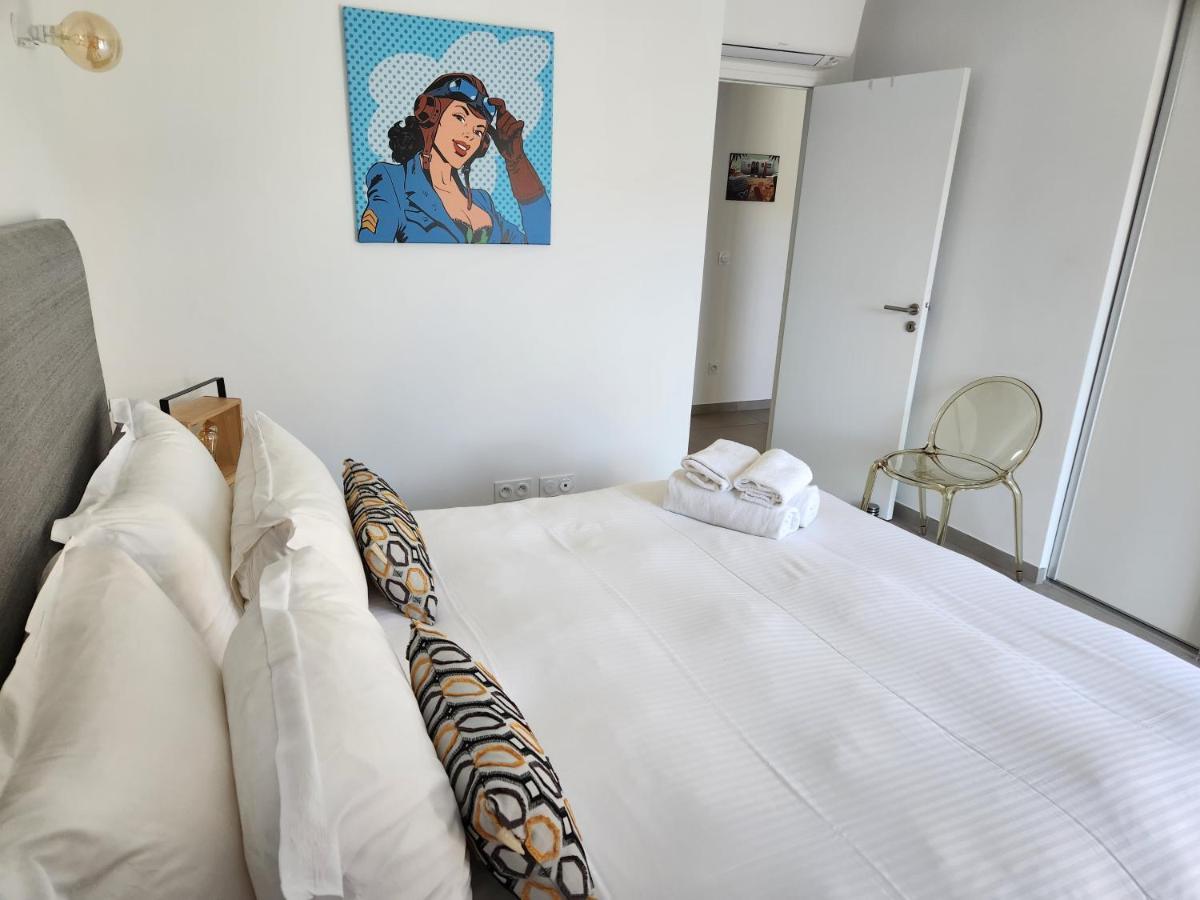 Villa Home Holiday A Cala Rossa Lecci Eksteriør billede