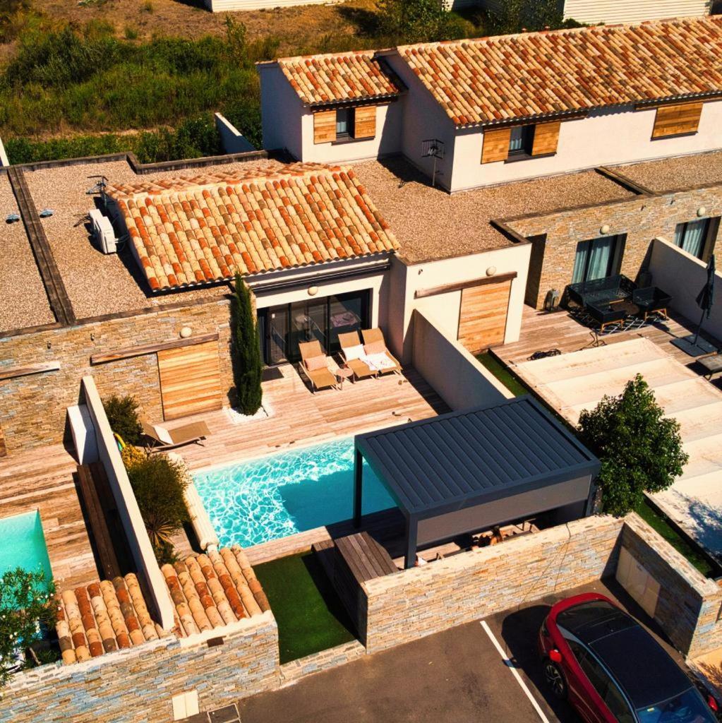 Villa Home Holiday A Cala Rossa Lecci Eksteriør billede