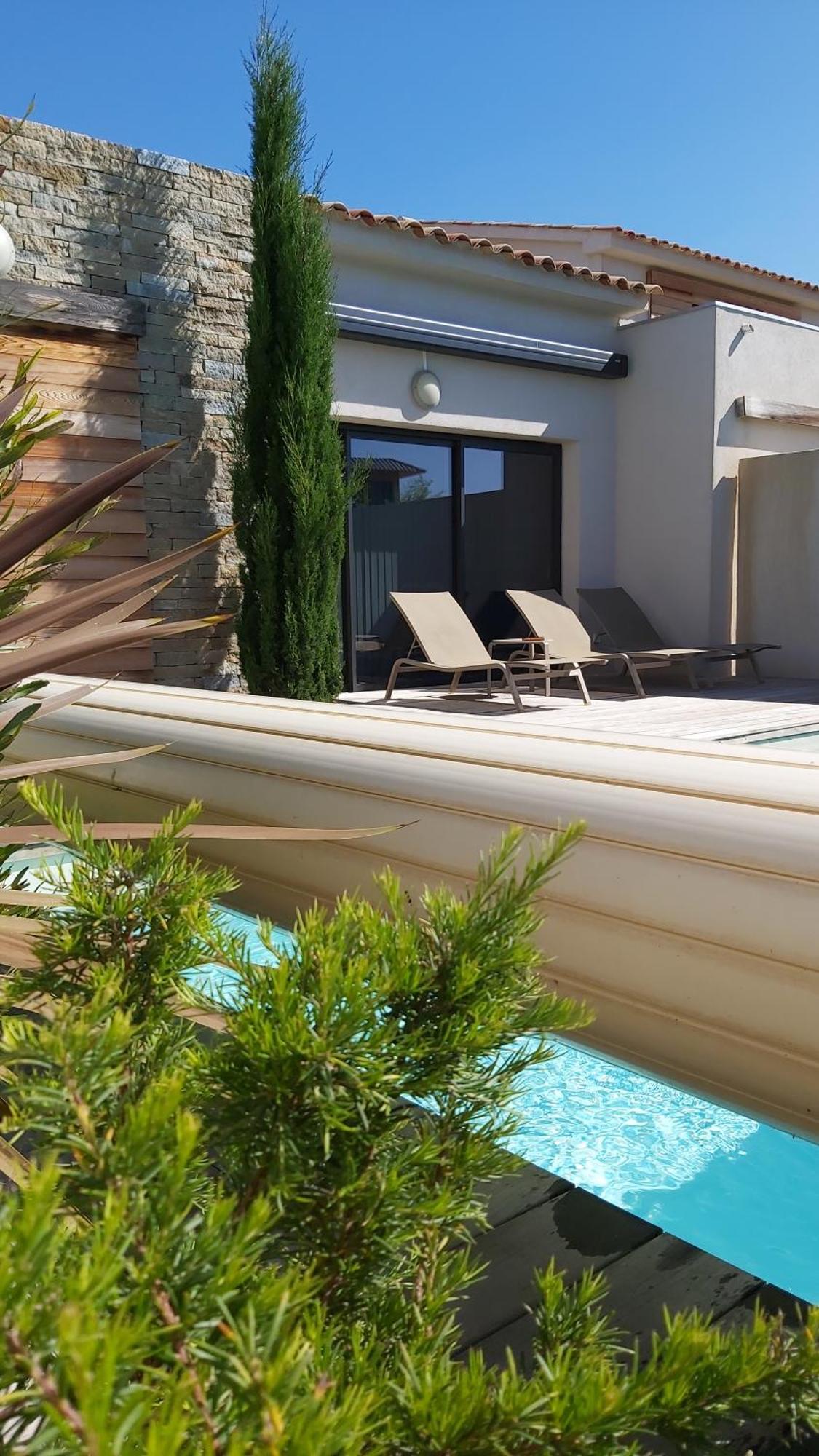 Villa Home Holiday A Cala Rossa Lecci Eksteriør billede